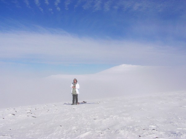 Leena in clouds
